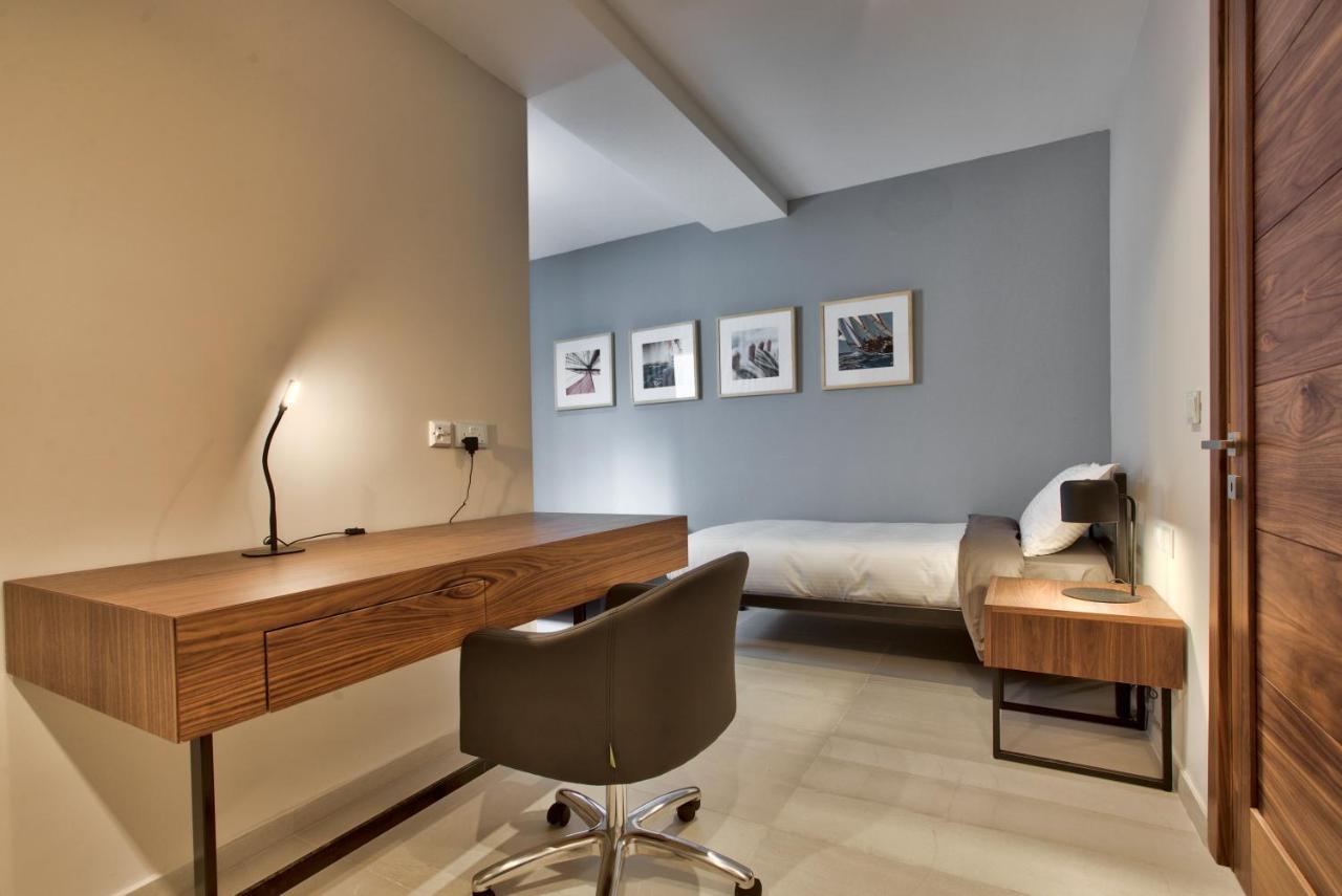Sea Front Spacious Valletta Views Apartments Sliema Exterior photo